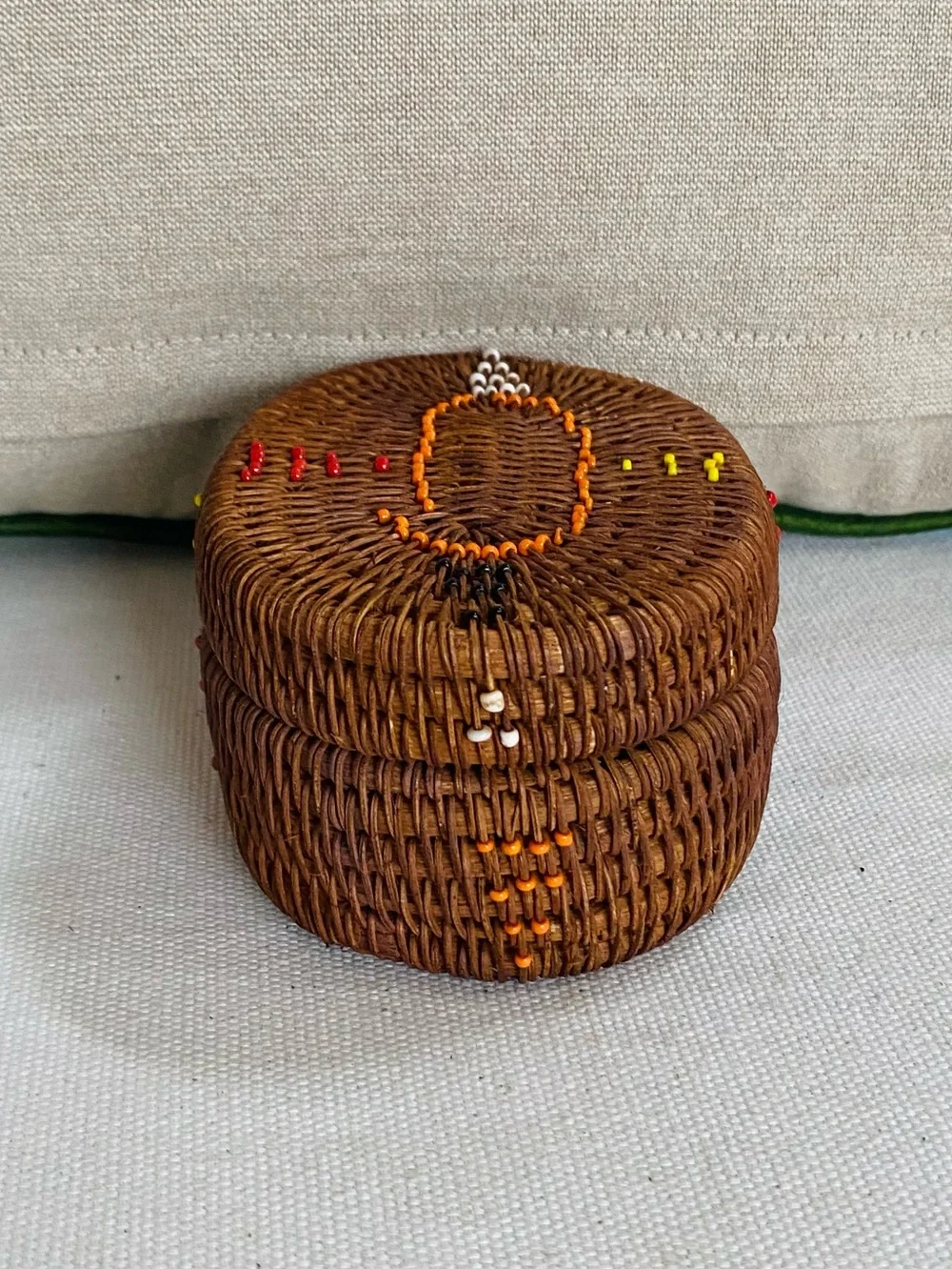 2 VTG Indonesian Lombok Handwoven Rattan Beaded Trinket Box Lid Seed Bead Accent
